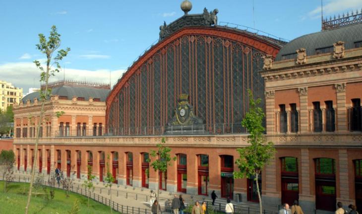 Fridda House Atocha Madrid Apartment Bagian luar foto