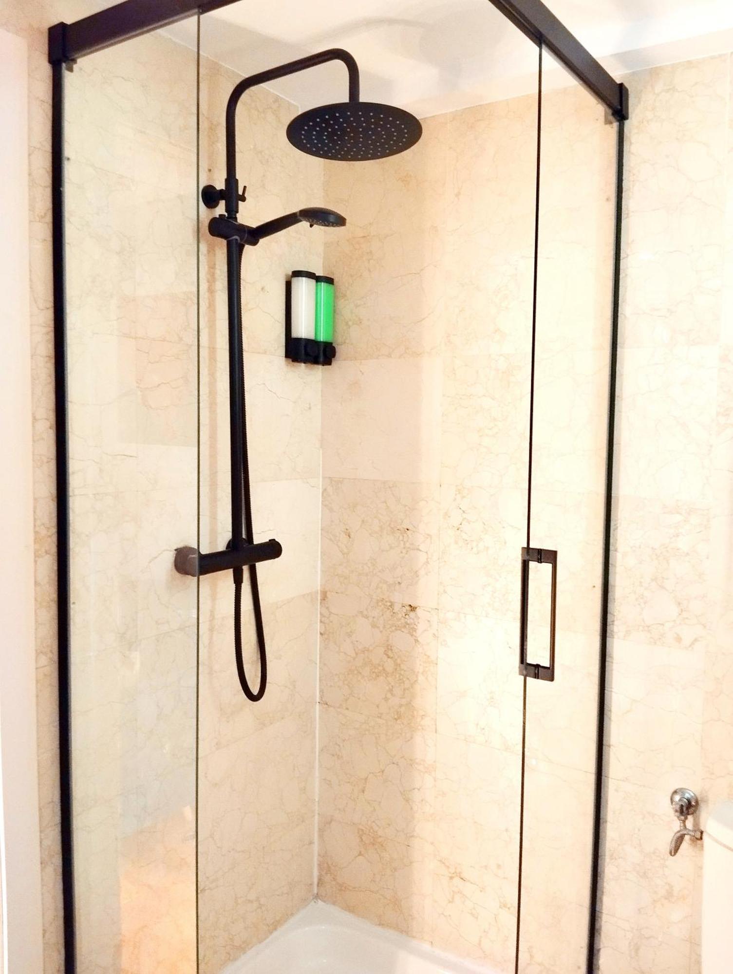 Fridda House Atocha Madrid Apartment Bagian luar foto