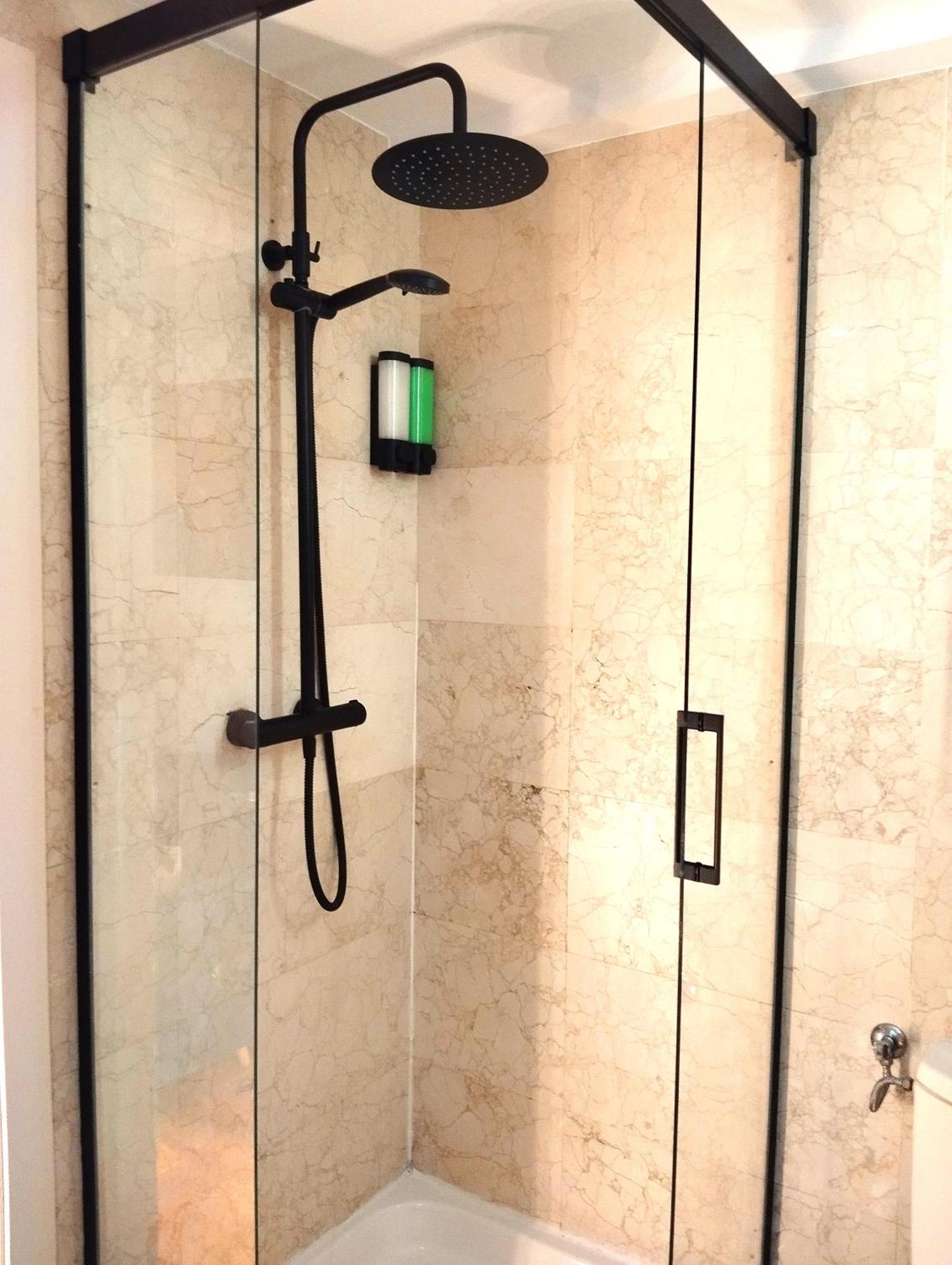 Fridda House Atocha Madrid Apartment Bagian luar foto